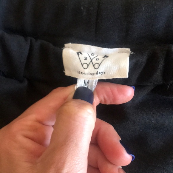 Black pants - Picture 2 of 2